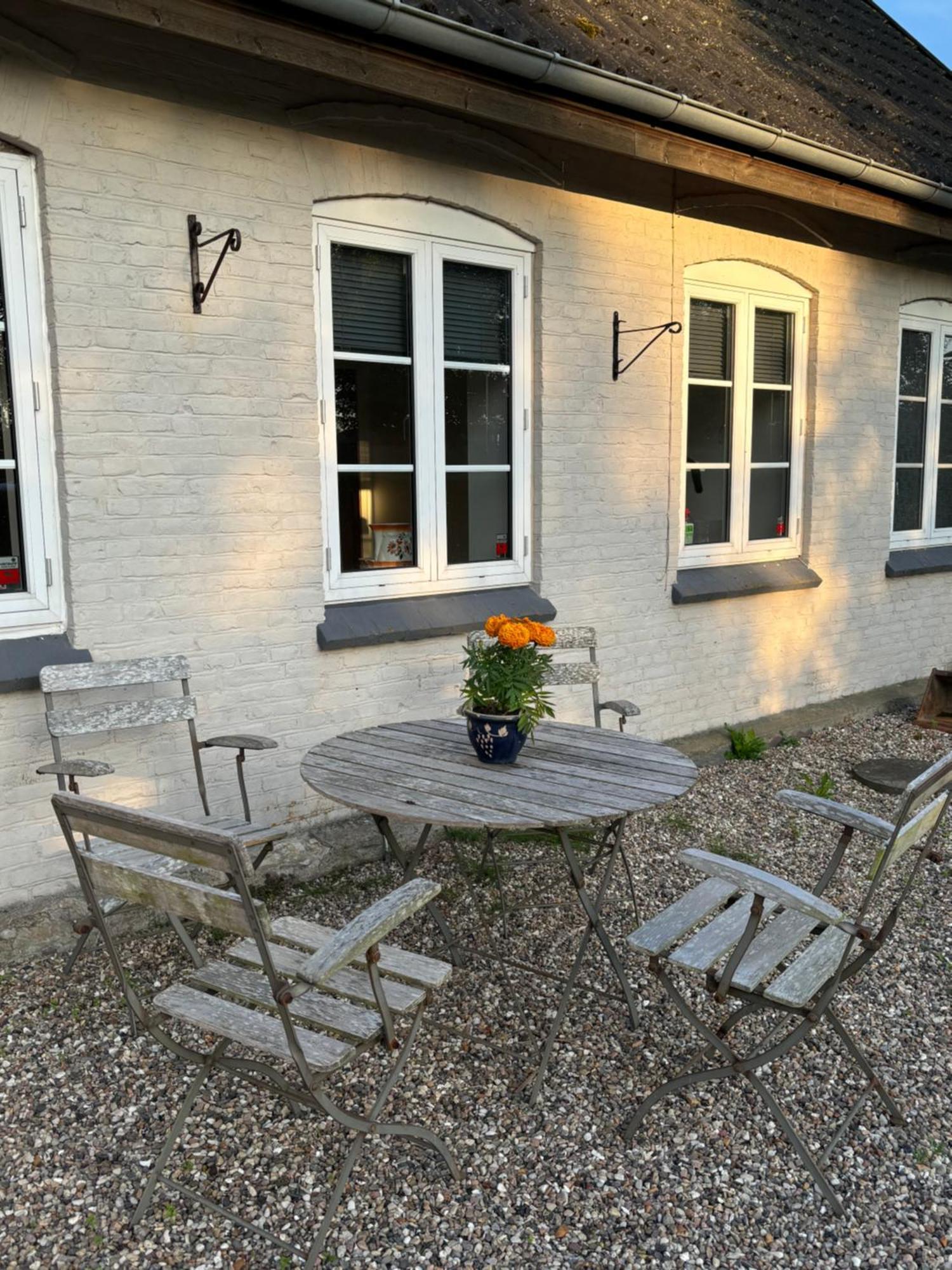 Nedlagt Gard I Naturen Med Ro Og Fred Og Samtidig Taet Pa Strand Og Fiskeri Og Indkobsmuligheder Nordborg Exterior photo